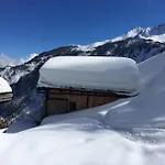 Haus Kathrin アパート カプルーン