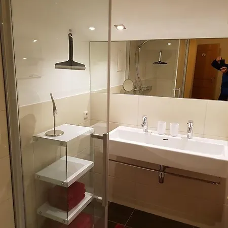 Апартаменты Haus Kathrin Капрун